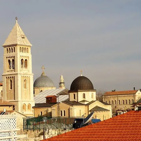 Into Jerusalem Heart Exterior photo